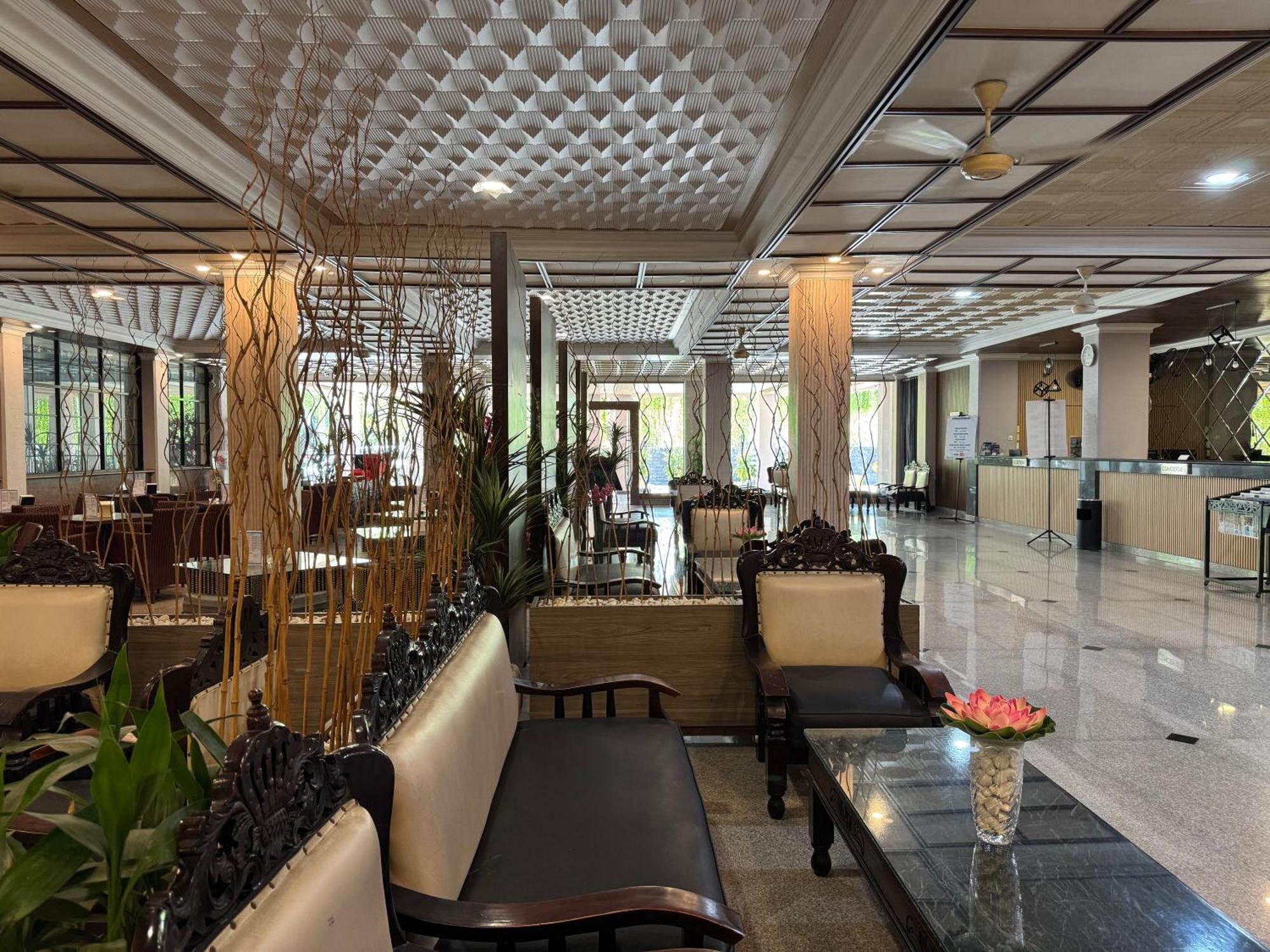 Hotel Sinar 1 Sedati Экстерьер фото